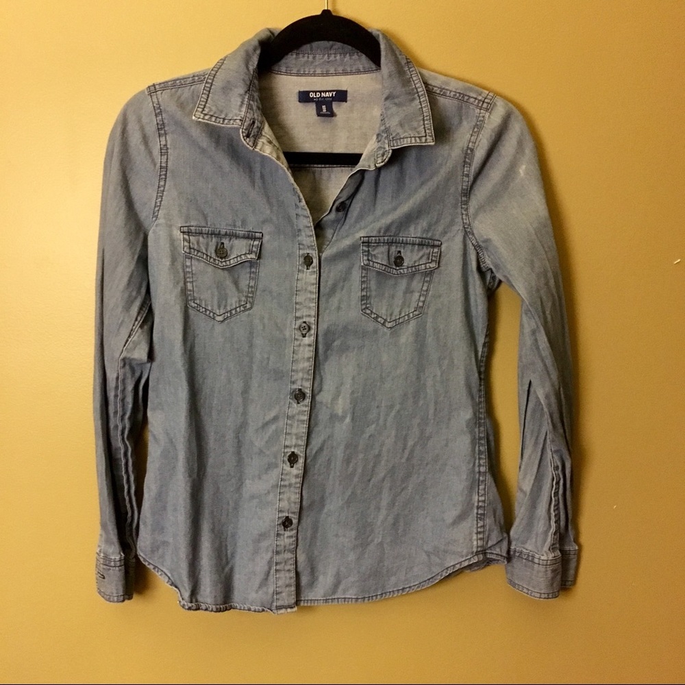 Old navy chambray buttondown